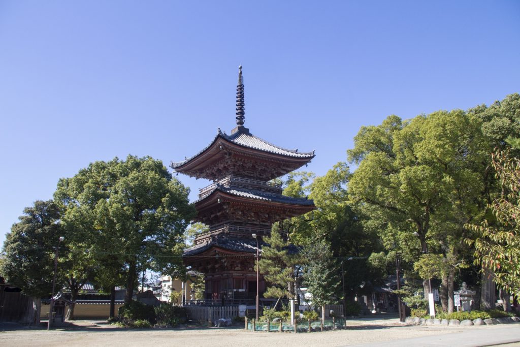 甚目寺観音の様子