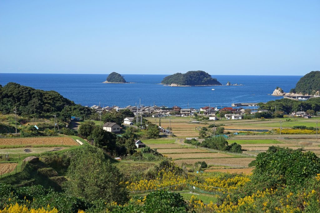京都府舞鶴市　美しい海岸線　夏イメージの様子