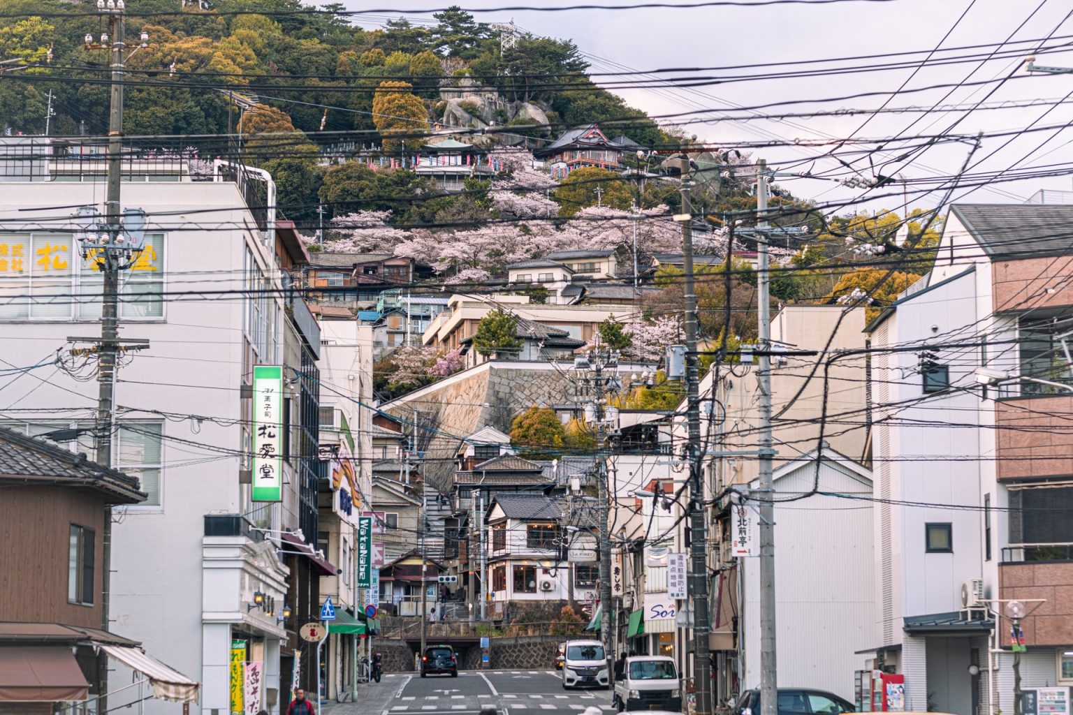 【広島県】尾道市は風情ある町並みと瀬戸内海が美しい街!人気の理由を徹底解説|移住スタイル|ライフスタイルから移住先を発見できるマガジン