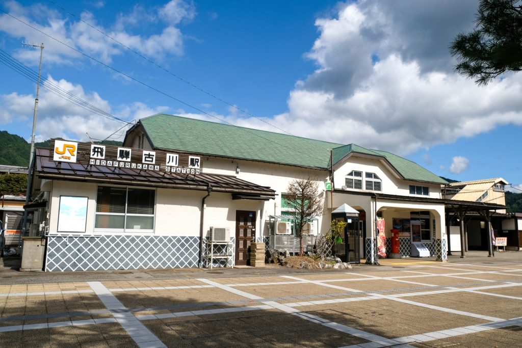 飛騨古川駅の様子