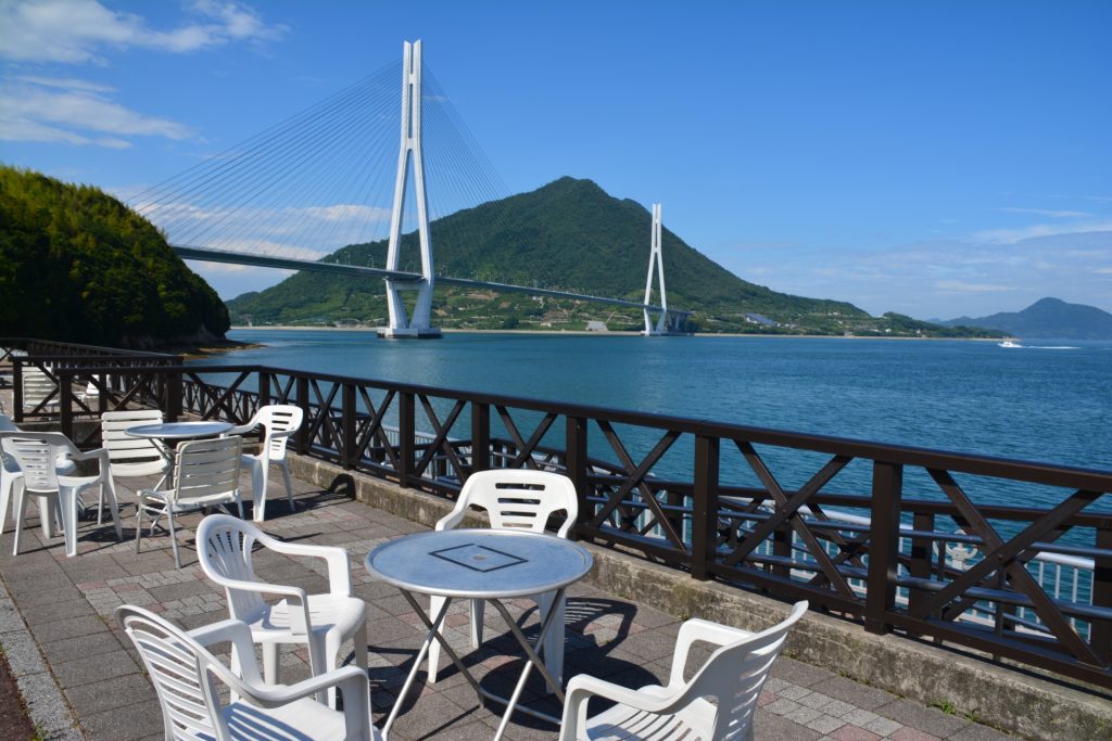 しまなみ海道の多々羅大橋の様子