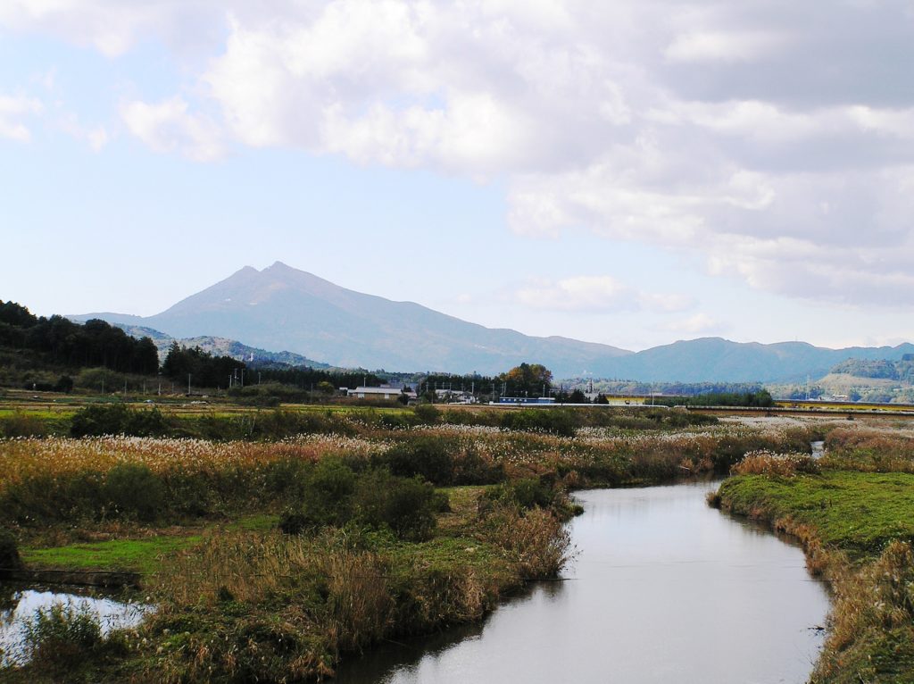 筑波山と恋瀬川の様子