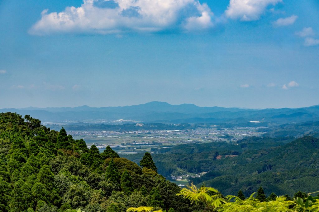 金御岳からみた町並み(宮崎県都城市)の様子