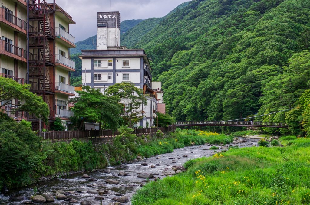 栃木県那須塩原市 塩原温泉郷の様子