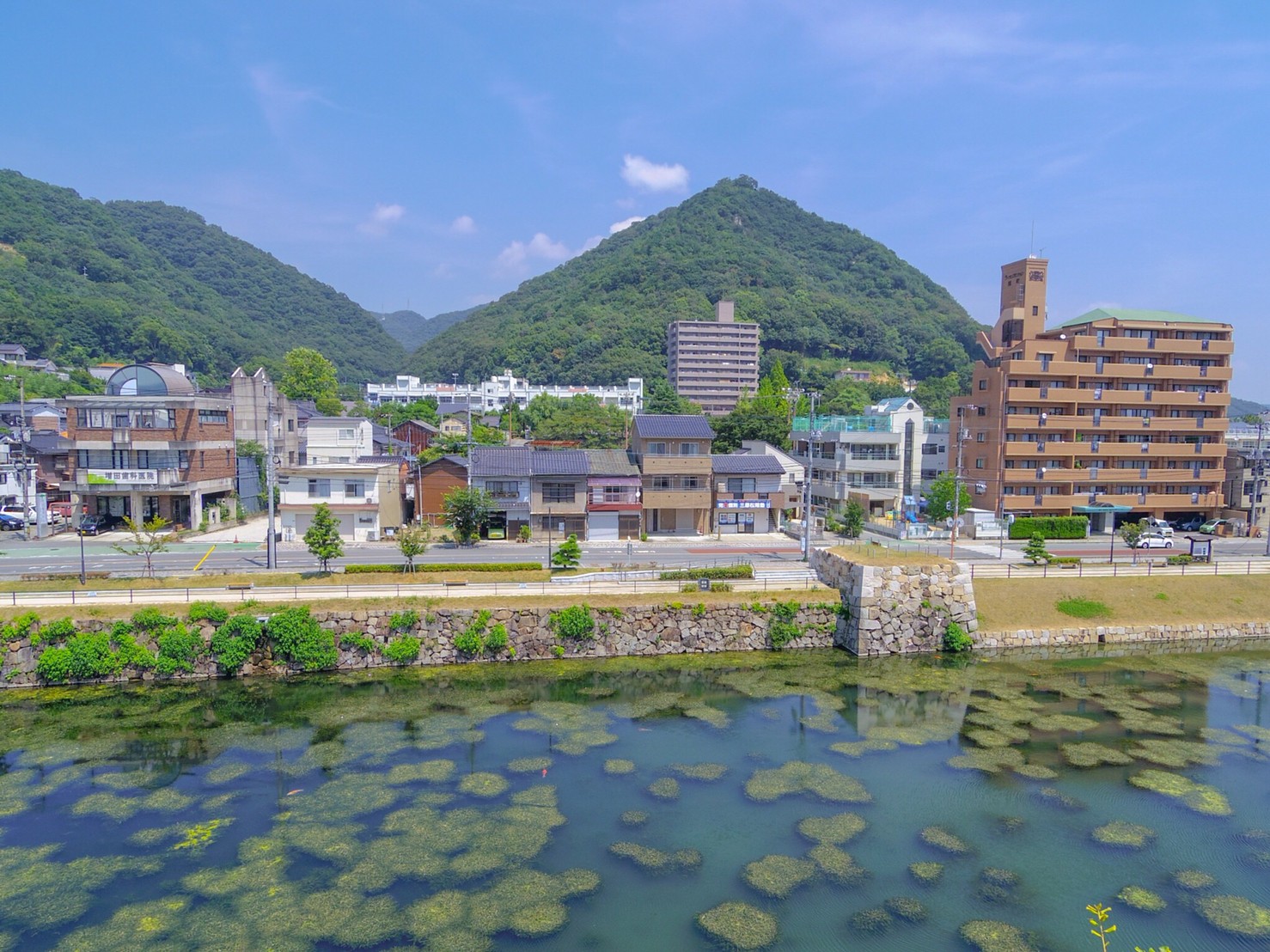 【広島県】三原市は空・陸・海全ての玄関口で瀬戸内海と歴史的名所が美しい街!人気の理由を徹底解説|移住スタイル|ライフスタイルから移住先を発見 ...
