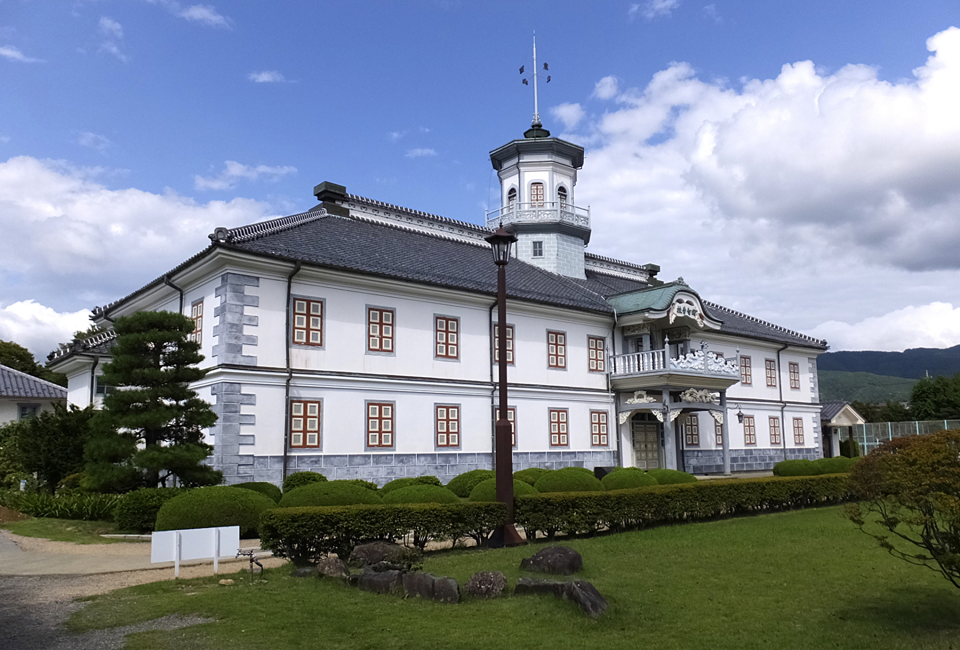 長野県松本市『旧開智学校』