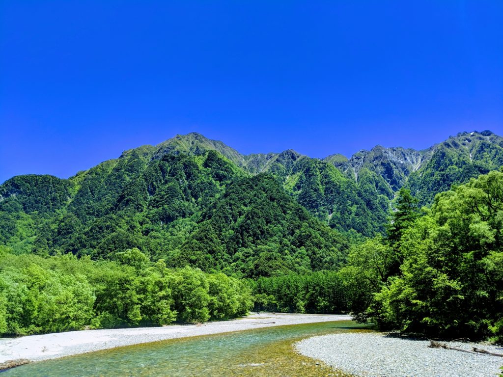 上高地 ハイキングの様子